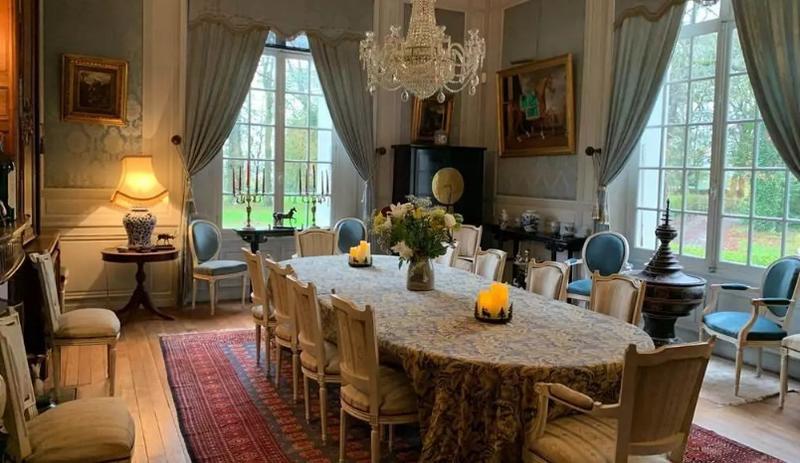 Manoir - 730 m² - 20 pièces