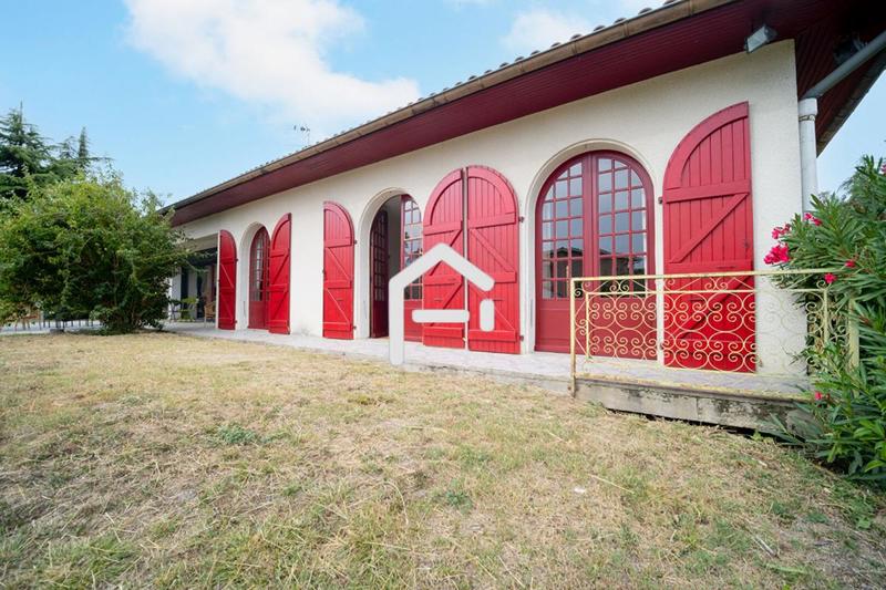 Maison - 191 m² - 6 pièces