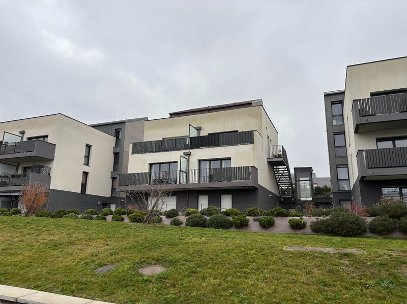 Appartement - 60 m² - 3 pièces