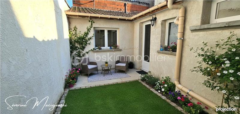 Maison de village - 104 m² - 5 pièces