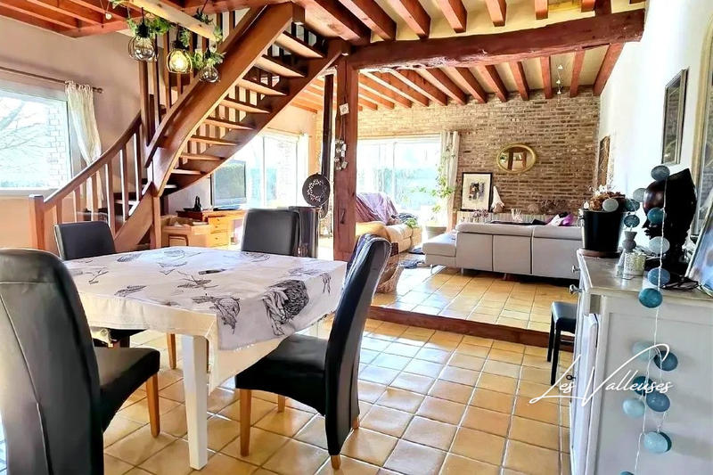 Maison - 190 m² - 5 pièces
