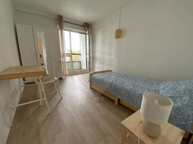 Appartement - 84 m² - 5 pièces