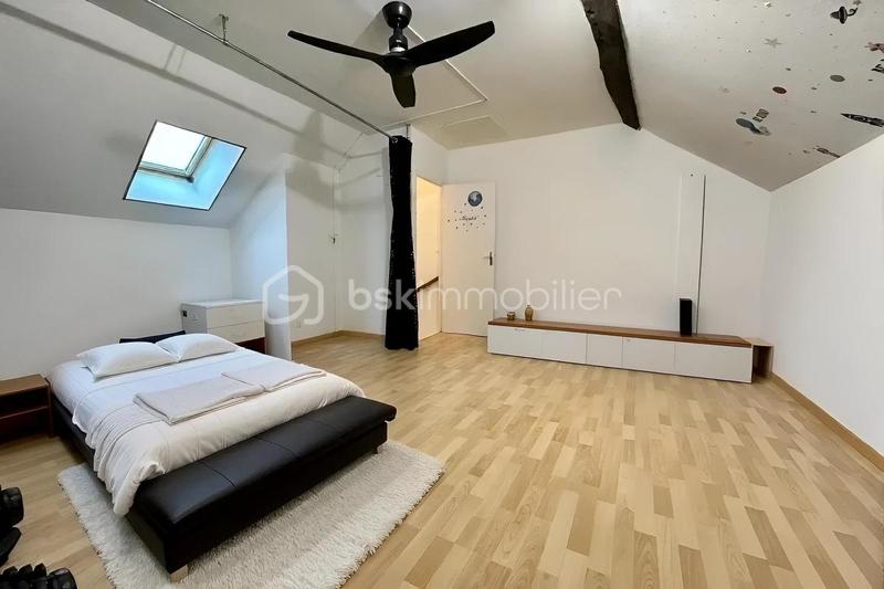 Maison en pierre - 65 m² - 3 pièces