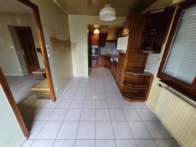 Maison - 181 m² - 7 pièces