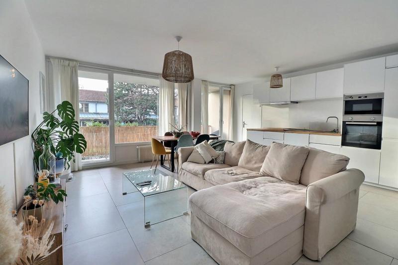 Appartement - 64 m² - 3 pièces