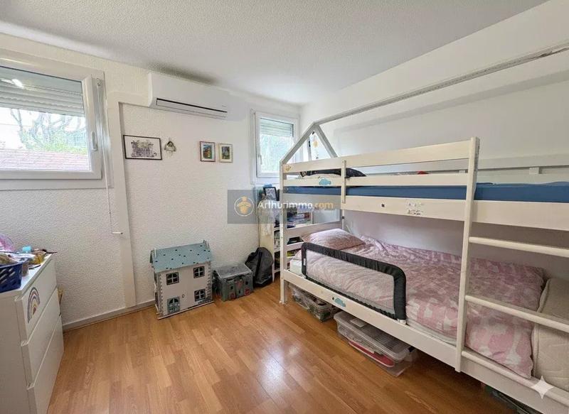 Appartement - 70 m² - 3 pièces