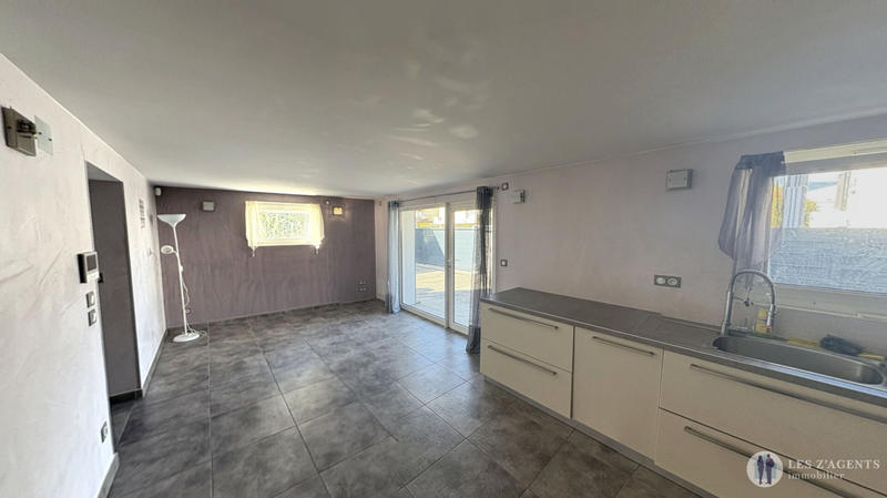 Maison - 164 m² - 8 pièces