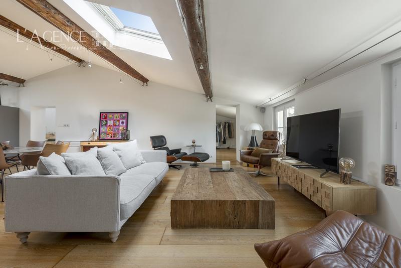 Appartement - 129 m² - 3 pièces