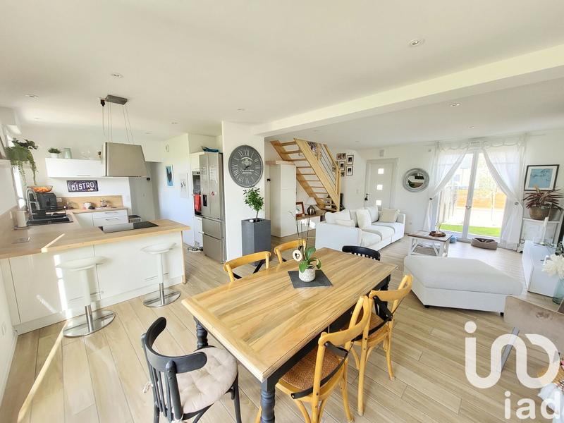 Maison - 110 m² - 5 pièces