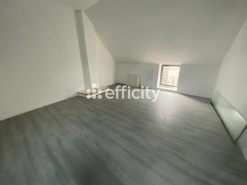 Maison - 140 m² - 4 pièces