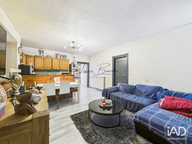 Local commercial - 244 m²