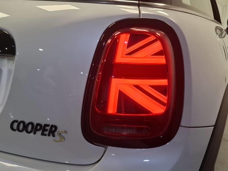 Mini Mini Hatch 3 Portes Cooper se 184 ch Edition Premium