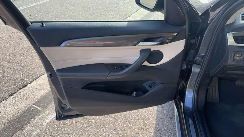 Bmw X1 (F48) 1.5 18i 140 Xline - Automatique Entretien constructeur