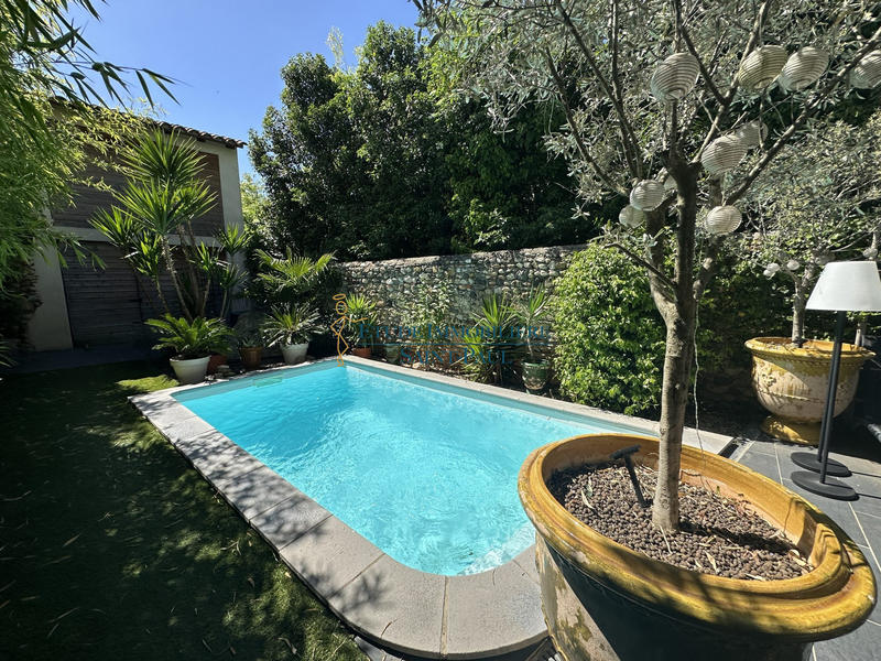 Maison contemporaine - 190 m² - 5 pièces