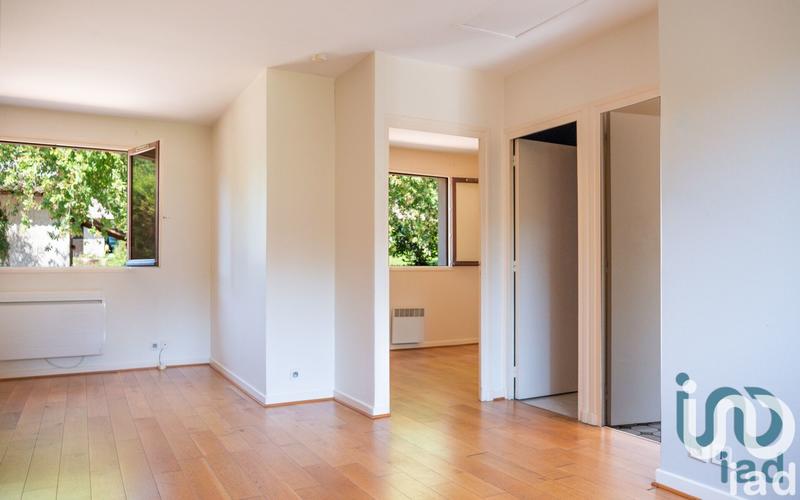 Maison - 203 m² - 7 pièces