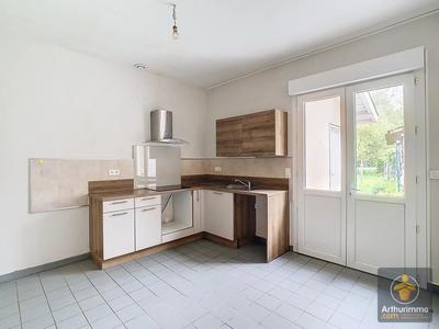 Maison - 140 m² - 6 pièces