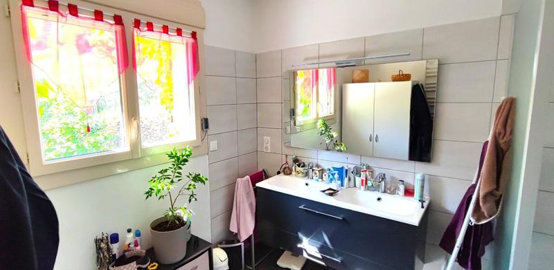 Propriété - 231 m² - 7 pièces