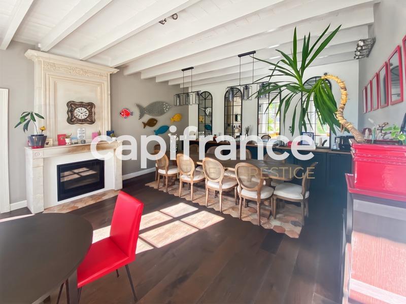 Propriété - 322 m² - 11 pièces
