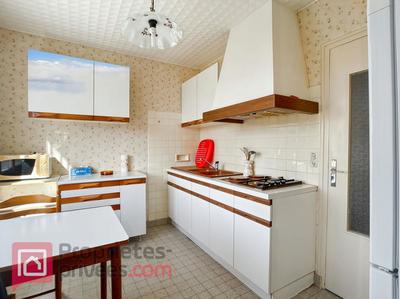 Maison - 98 m² - 4 pièces