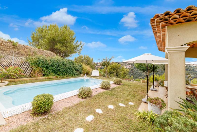 Villa - 164 m² - 4 pièces