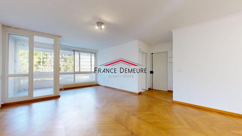 Appartement - 106 m² - 5 pièces