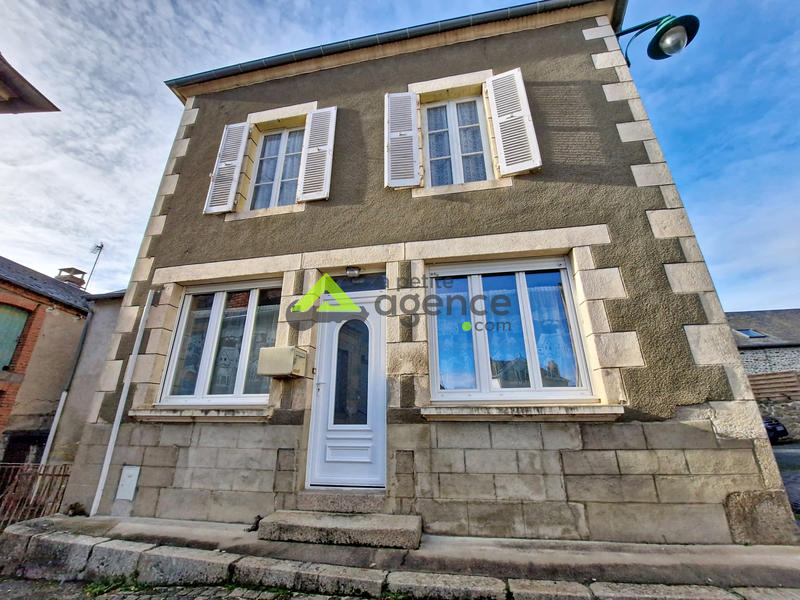 Maison de village - 111 m² - 6 pièces