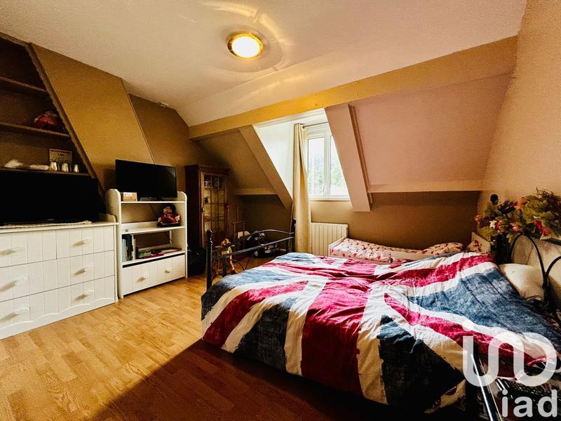 Maison - 237 m² - 11 pièces