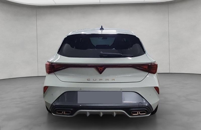 Cupra Leon Extrem 272 Hybride Rechargeable / Camera de Recul Sieges Elec à Memoire Regulateur Distance Keyless Audio Senheiser