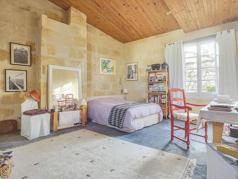 Appartement - 98 m² - 4 pièces