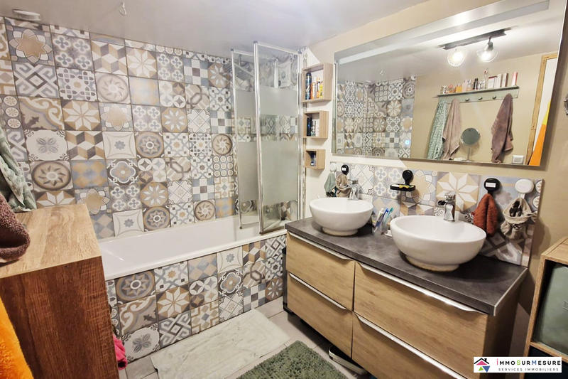 Maison - 108 m² - 6 pièces