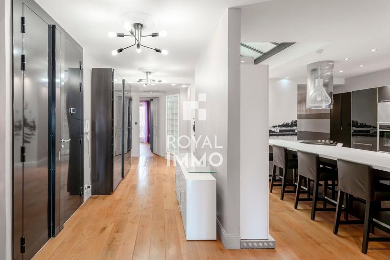 Appartement - 175 m² - 5 pièces