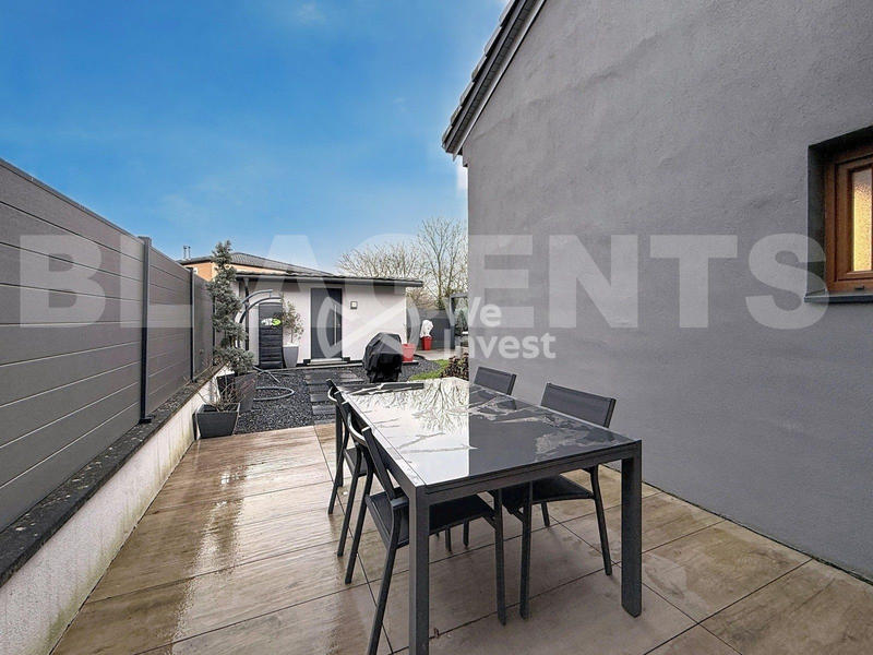 Maison - 187 m² - 6 pièces