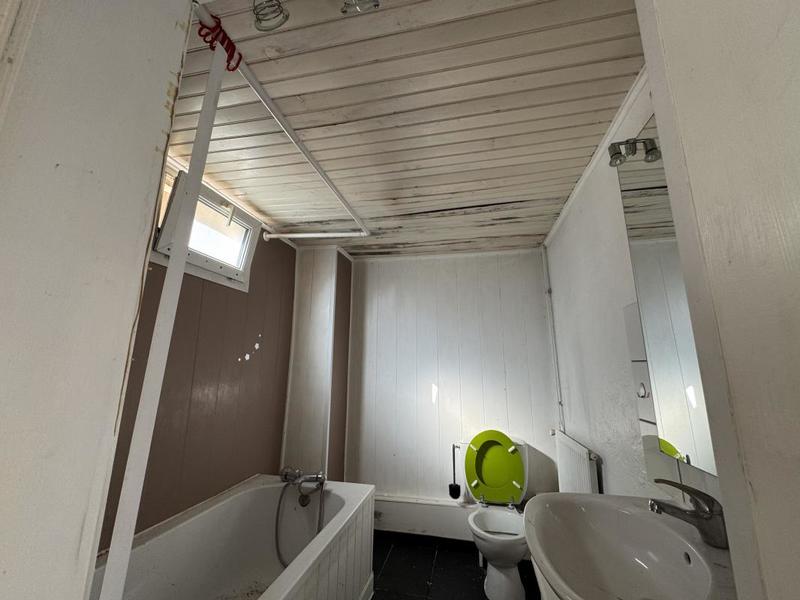 Immeuble - 75 m² - 5 pièces