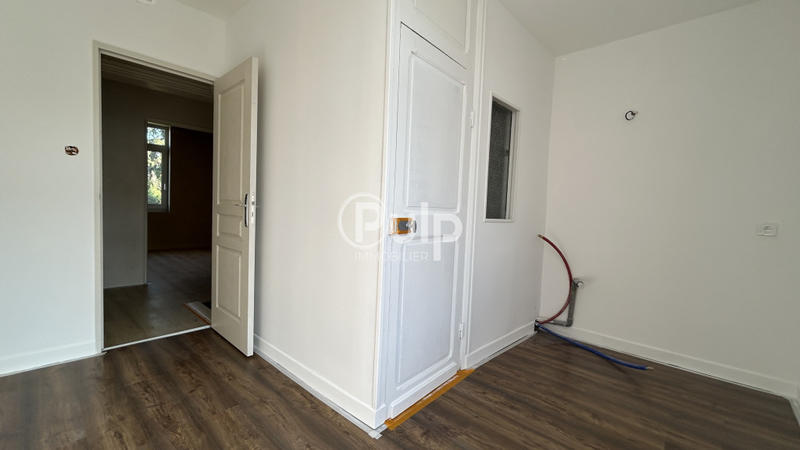 Immeuble - 135 m² - 6 pièces