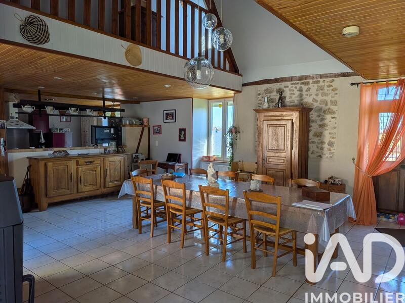 Maison - 176 m² - 6 pièces