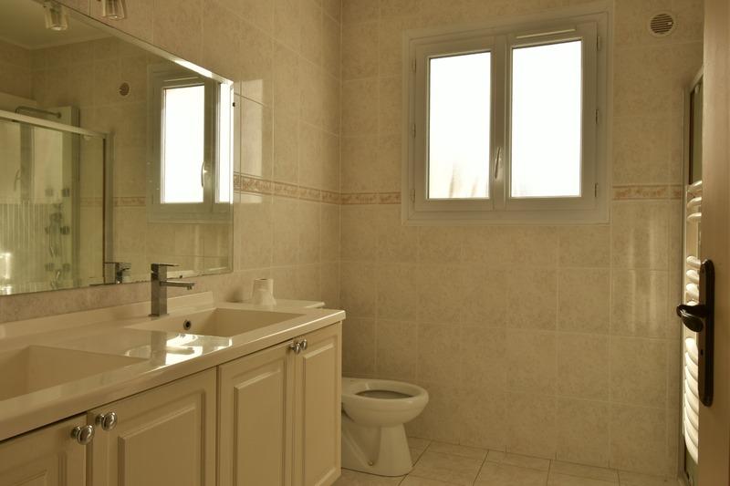 Maison de village - 111 m² - 6 pièces