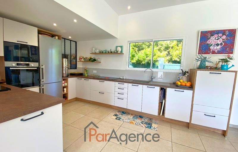 Maison - 174 m² - 5 pièces