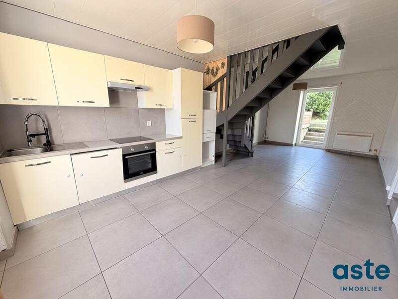 Maison - 65 m² - 3 pièces