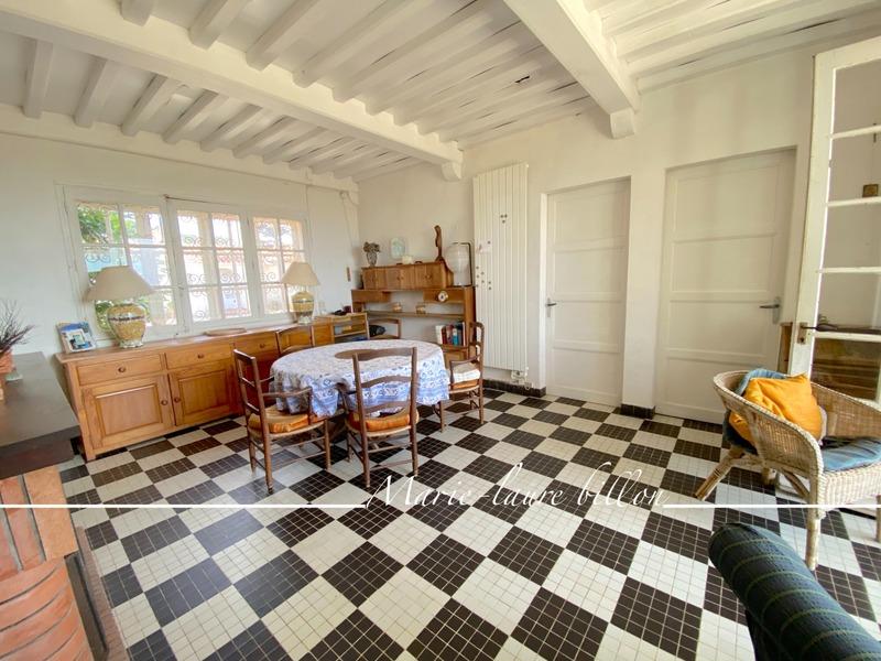 Maison - 142 m² - 8 pièces