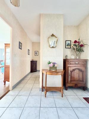 Appartement - 82 m² - 4 pièces