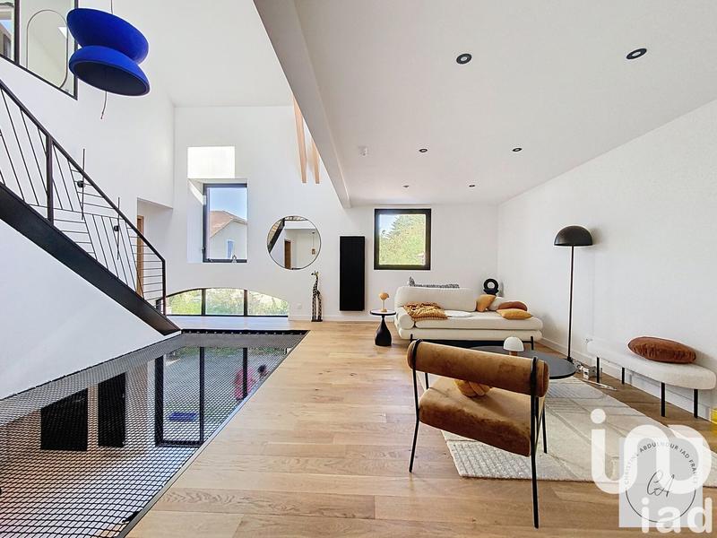 Maison - 140 m² - 6 pièces