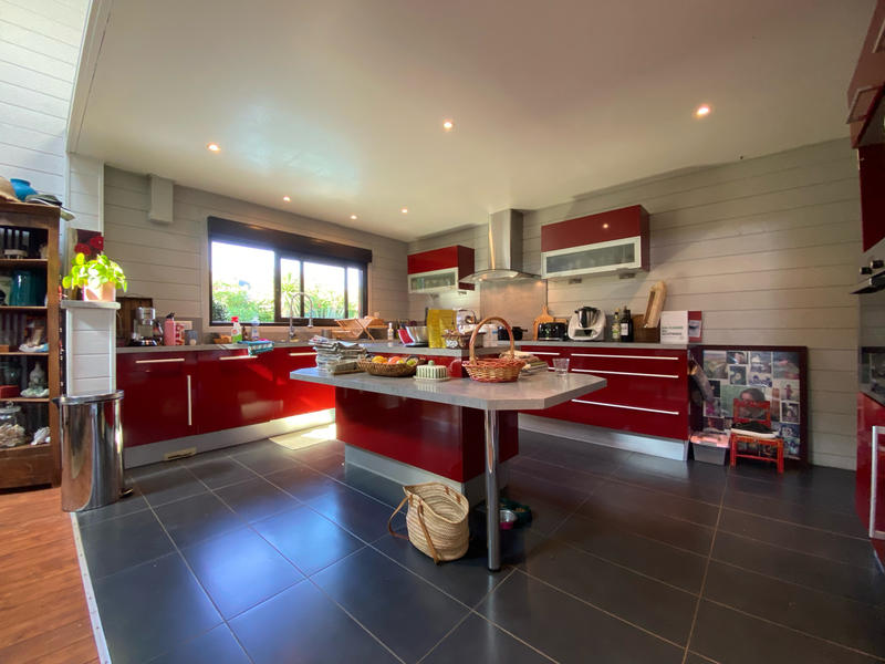 Maison - 160 m² - 5 pièces