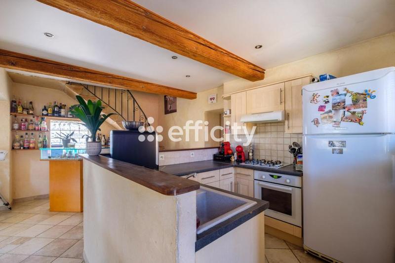 Maison - 196 m² - 6 pièces