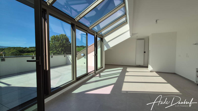 Appartement - 98 m² - 4 pièces