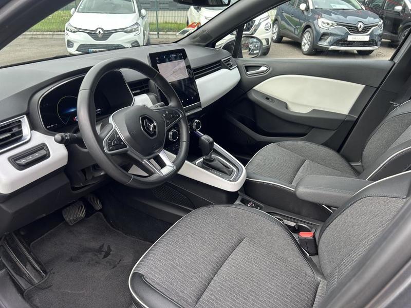 Renault Clio V 5 E-Tech Hybrid 145 Ch Techno Bva 1ere Main Radars Camera Attelage Navigation