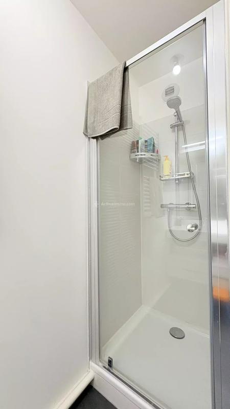 Appartement - 105 m² - 5 pièces