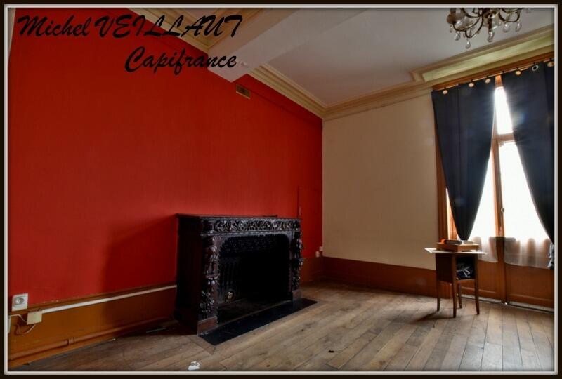 Maison - 633 m² - 15 pièces