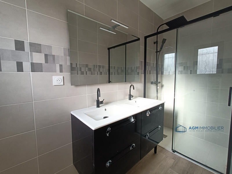 Villa - 117 m² - 5 pièces