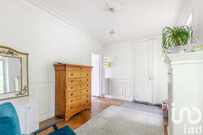 Appartement - 151 m² - 6 pièces