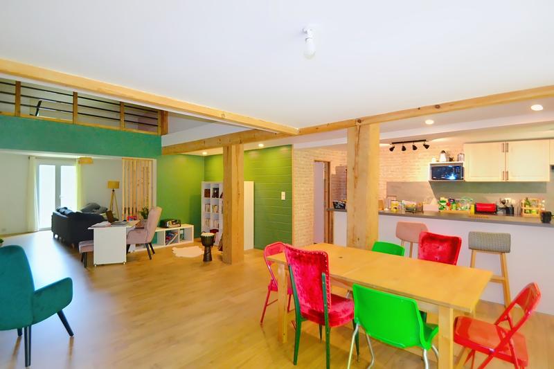 Maison - 206 m² - 6 pièces